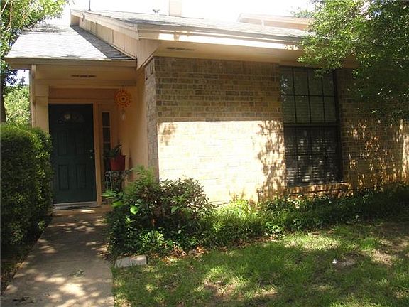 2nd image of 611 Lost Springs Ct