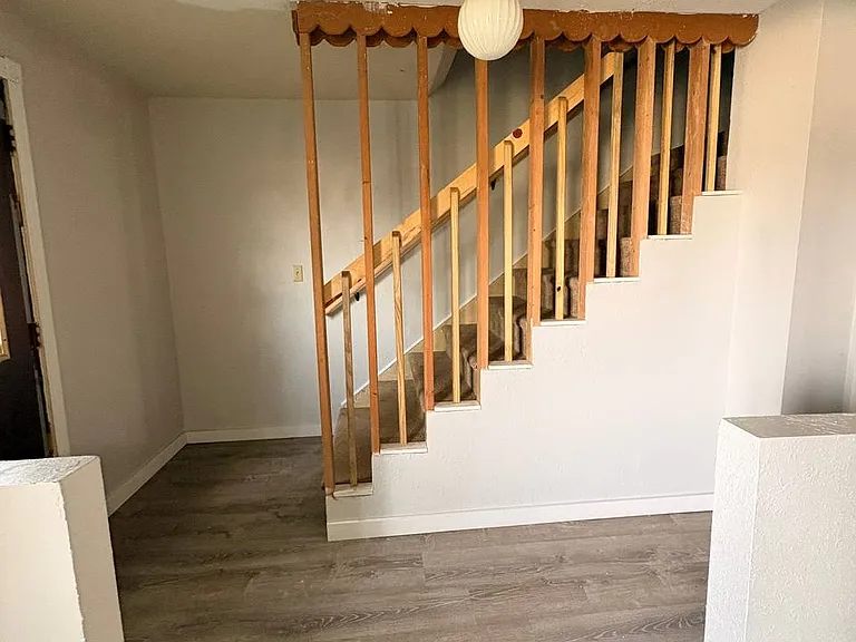 217 2nd Ave SE — Photo 28