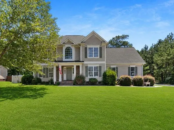 5802 Rainsford Dr, Fayetteville, NC 28311