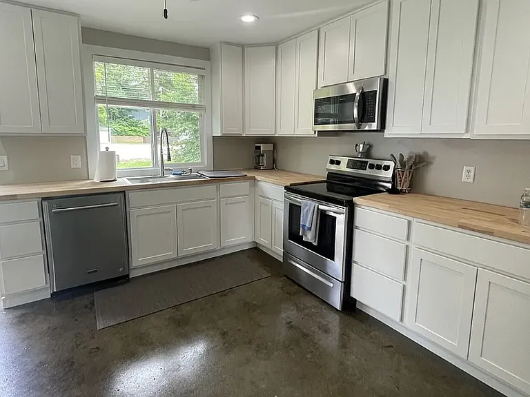68434 Ginger St — Photo 3