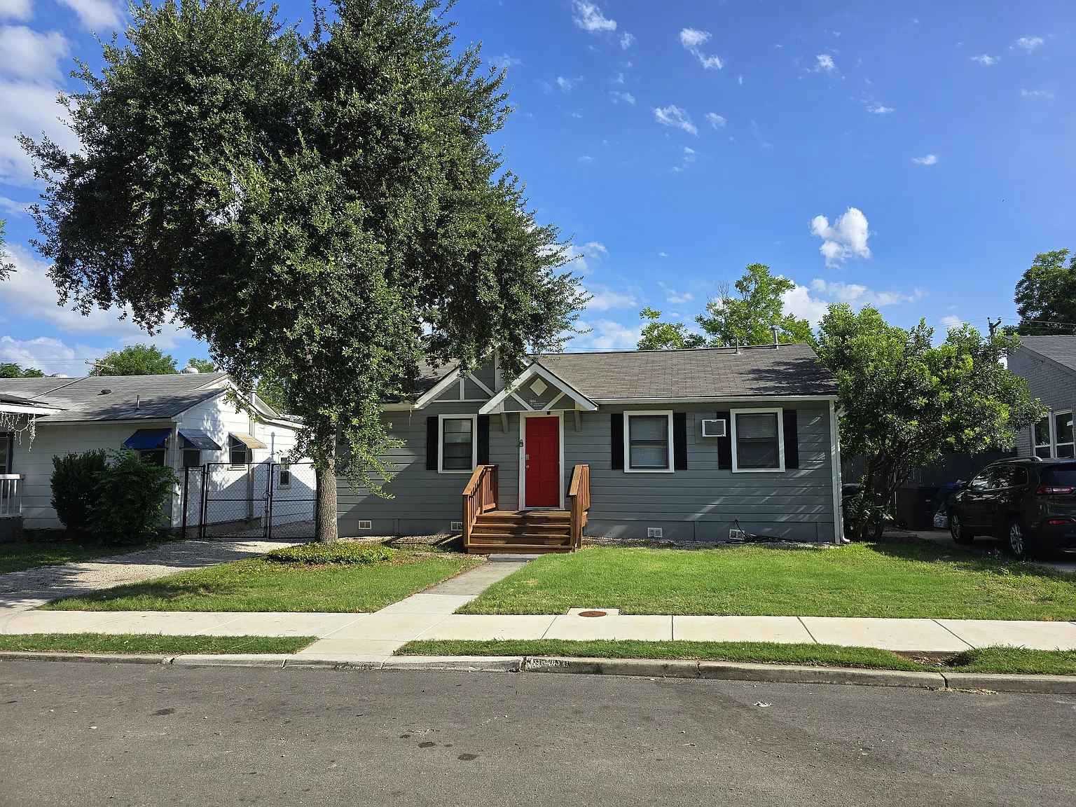 3 bed, 1008 sqft, $1,450 — Photo 3