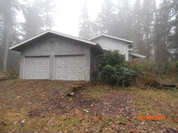 2nd image of 24300 NE 193rd Pl