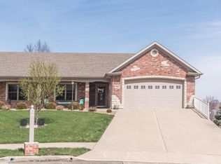 2421 Country Club Dr, Jefferson City, MO 65109