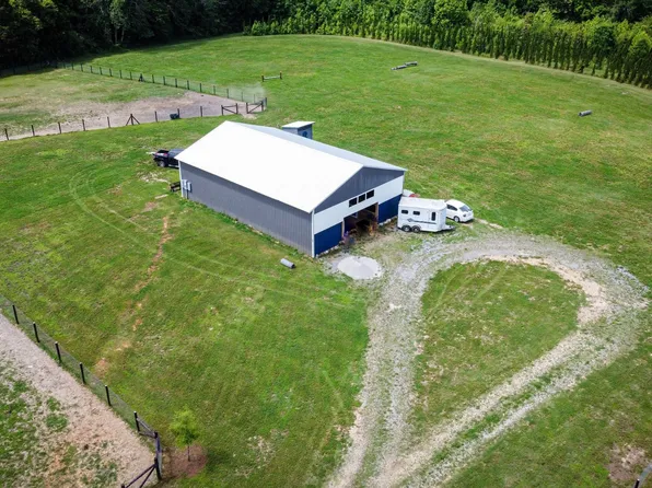 484 Will Hickerson Rd, Tullahoma, TN 37388