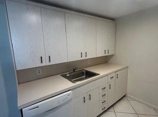 2009 Cornwall #2009-A, Boca Raton, FL 33434