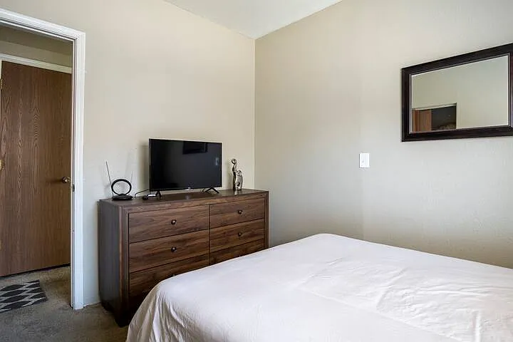 1111 N Camilla Blvd #1 — Photo 10
