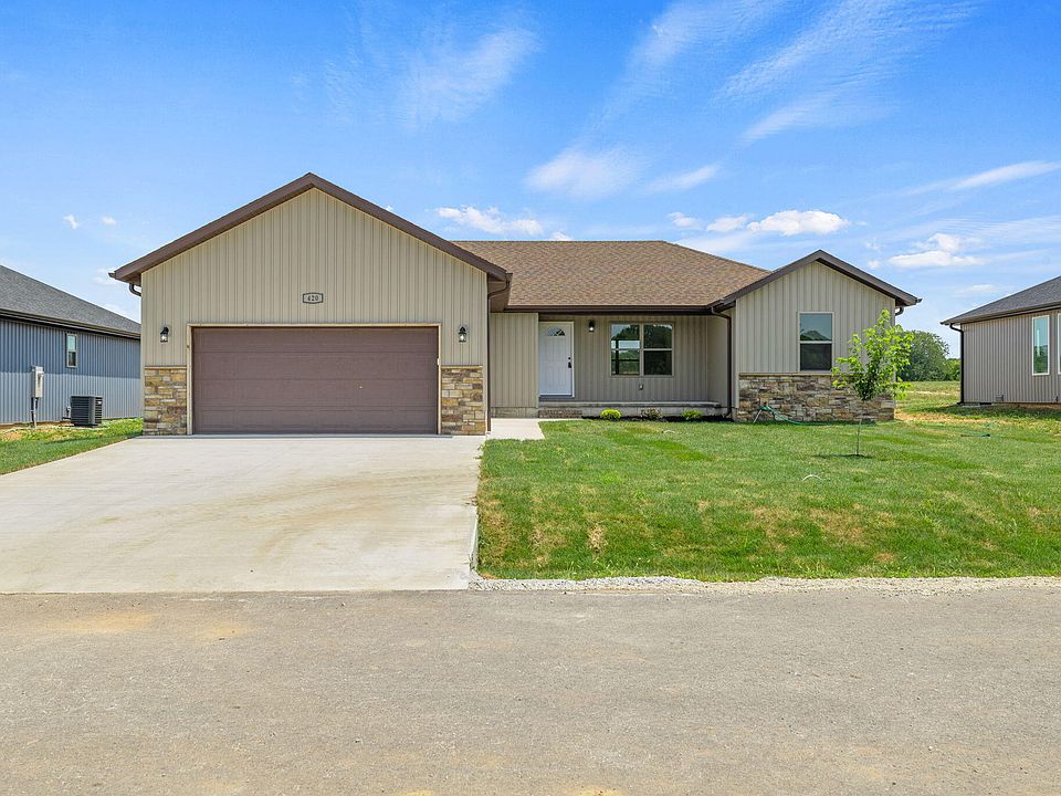 1st image of 420 Beavertail Road