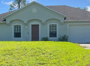 8636 105th Ct, Vero Beach, FL 32967