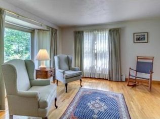 1 Deerfield Way, Andover, MA 01810