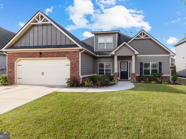 193 Maple Hill Dr, Newnan, GA 30265