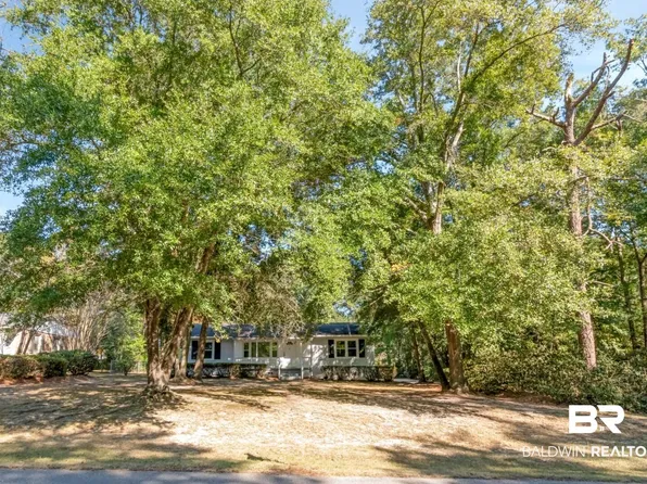 1321 Rainbow Dr W, Mobile, AL 36693