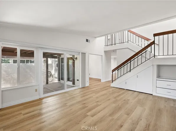 22544 Jeffrey Mark Ct Unit 1, Chatsworth, CA 91311