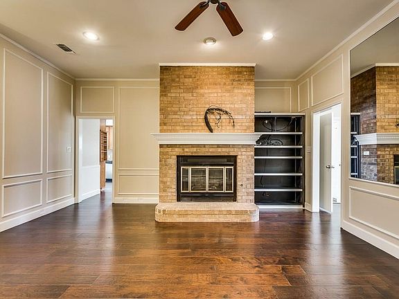 3rd image of 2218 Carmel Dr