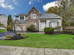 100 Nutmeg Rd, Matawan, NJ 07747