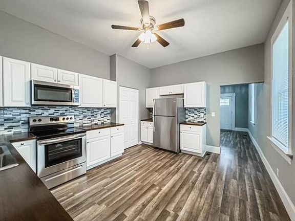 5th image of 1326 Holman Ave