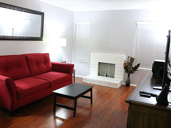 2nd image of 1565 Coulston St APT 4