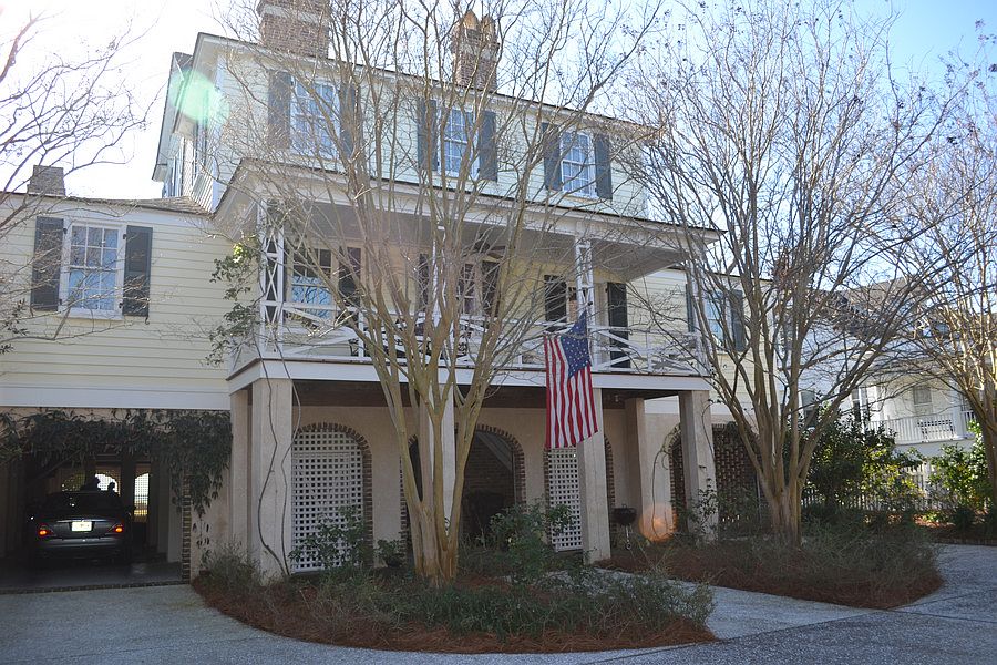 1013 Middle Street