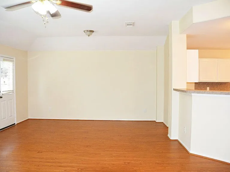 10011 NW Park Place Dr — Photo 13