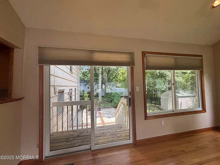 187 Elmwood Rd — Photo 10