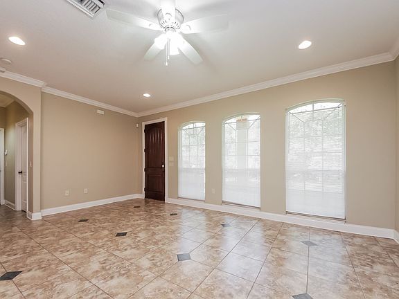 3rd image of 31039 Lochmore Cir