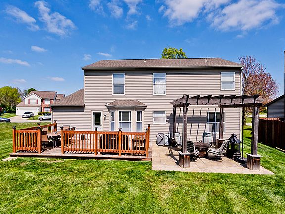 3rd image of 10035 Twyckenham Ct