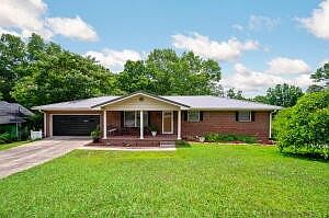 1st image of 218 Alpine Dr