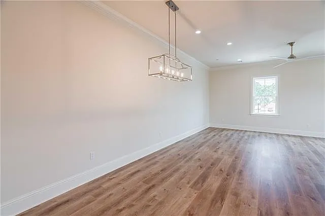 2 bed, 2.0 bath, 1452 sqft, $2,460 — Photo 3