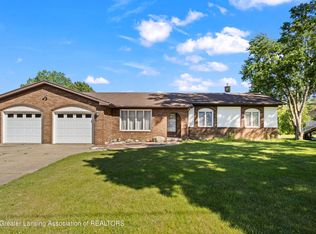6822 Aberdeen Dr, Dimondale, MI 48821