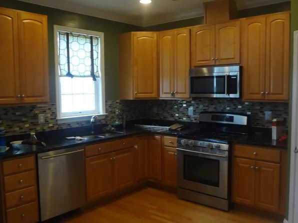 831 McHenry St, Baltimore, MD 21230