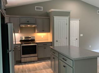 120 Oak St #A, Rollinsford, NH 03869