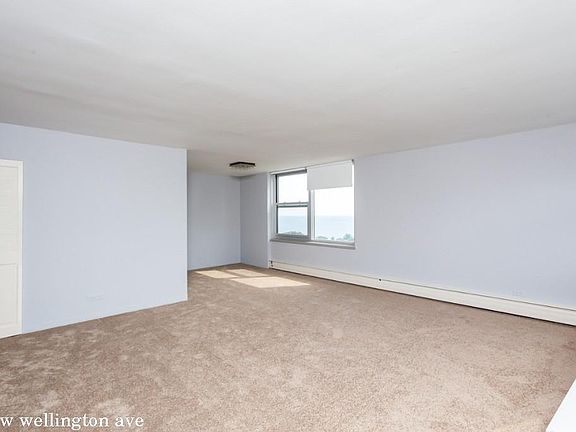 2nd image of 336 W Wellington Ave #1615