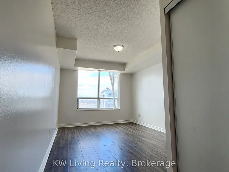 61 Town Centre Ct #1104 — Photo 8