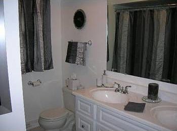 5th image of 8440 N Clifton Ave