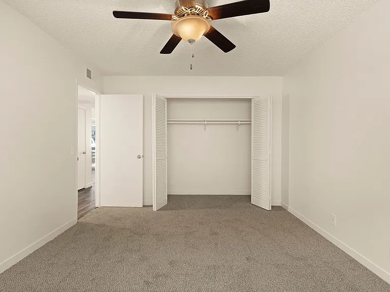 Sheridan Square Apartments — Photo 138