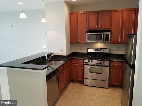 2nd image of 2665 Prosperity Ave APT 303
