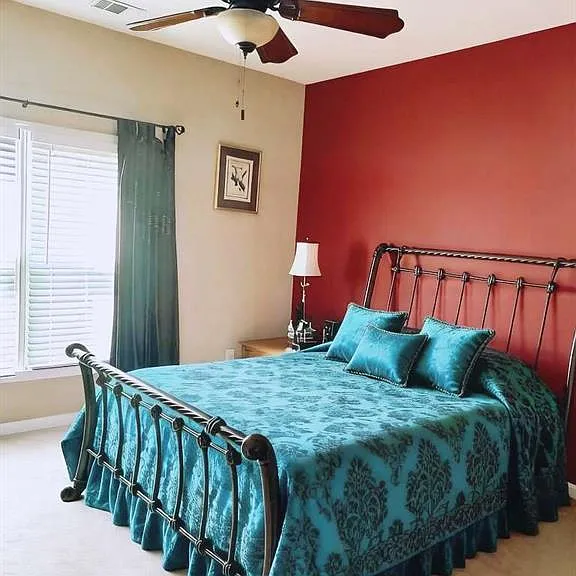 1035 Winding Bridge Way — Photo 16