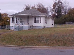 262 10th St, Bassett, VA 24089