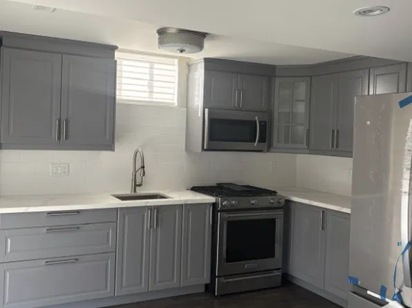 161 Cranbrook Cres, Vaughan, ON L4H 4L1