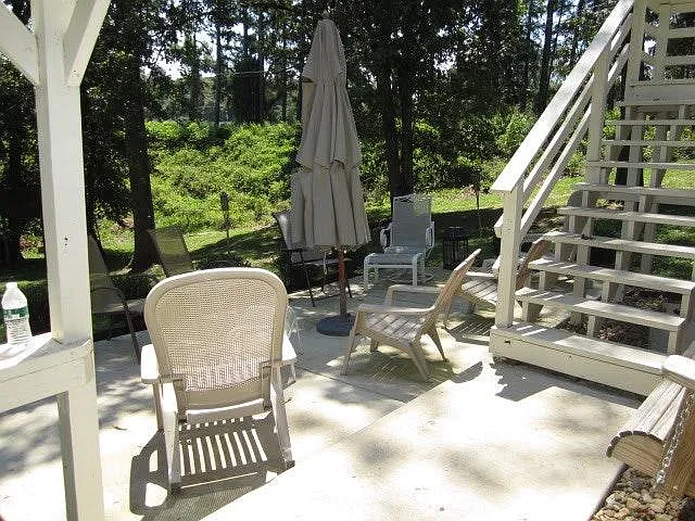 1112 Dogwood Drive — Photo 4