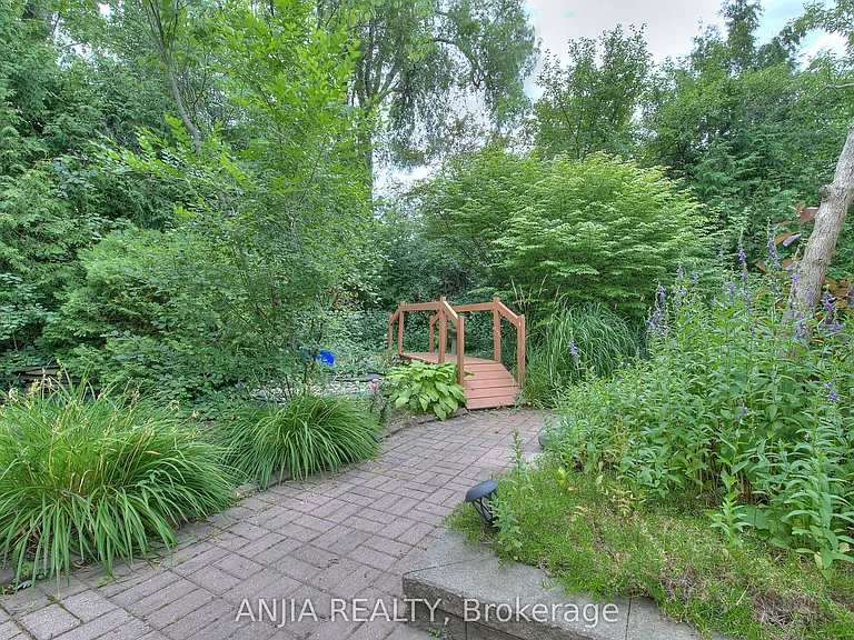 6 Bellbury Cres #Yard 1b — Photo 16