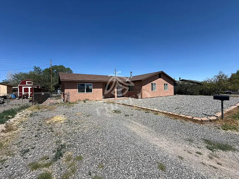 236 S Hamblin St — Photo 2