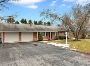 363 Pine Ridge Rd, Lewisburg, PA 17837