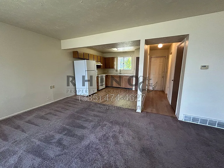 463 N 1465 W — Photo 2