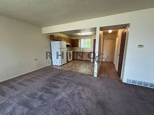 463 N 1465 W Photo 1
