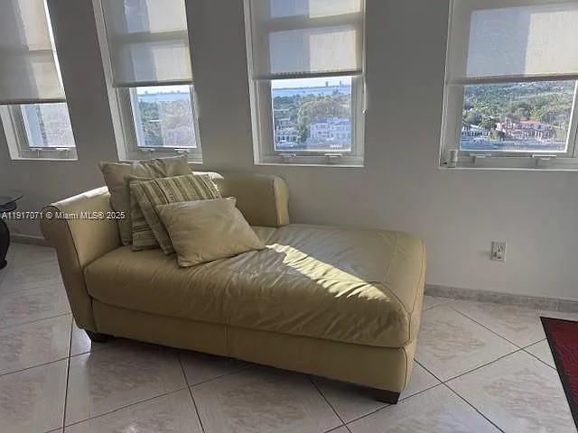 5401 Collins Ave #931 — Photo 20