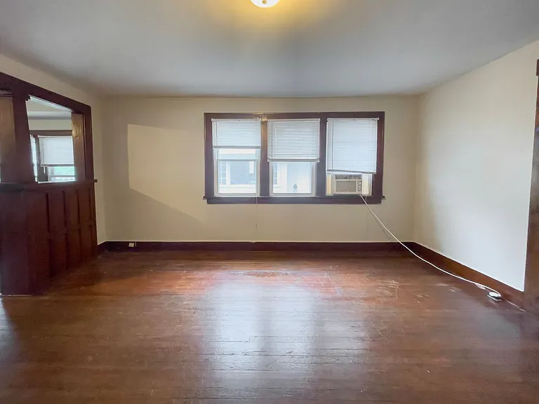 1405 W Jackson St — Photo 52