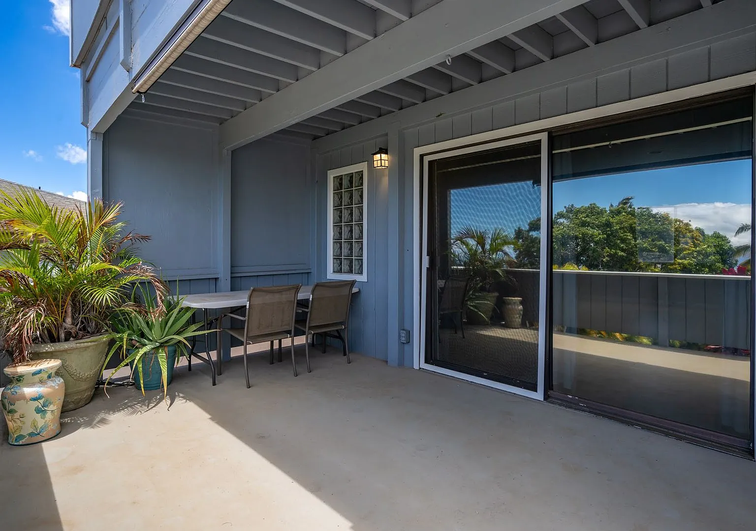 3 bed, 2252 sqft, $4,750 — Photo 1