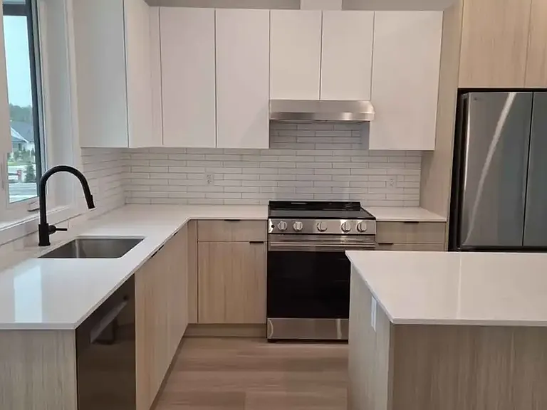 100 Grange Dr #44 — Photo 2