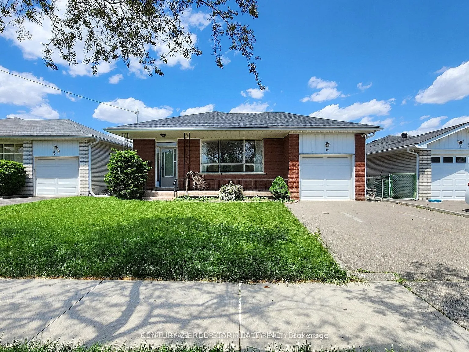 3 bed, $2,399 — Photo 1
