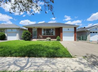 57 Norfield Cres, Toronto, ON M9W 1X5